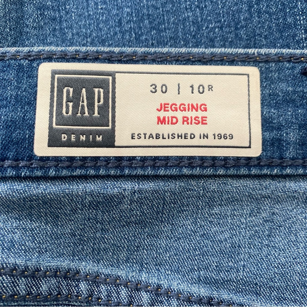 GAP Mid Rise Jeggings - Picture 5 of 6